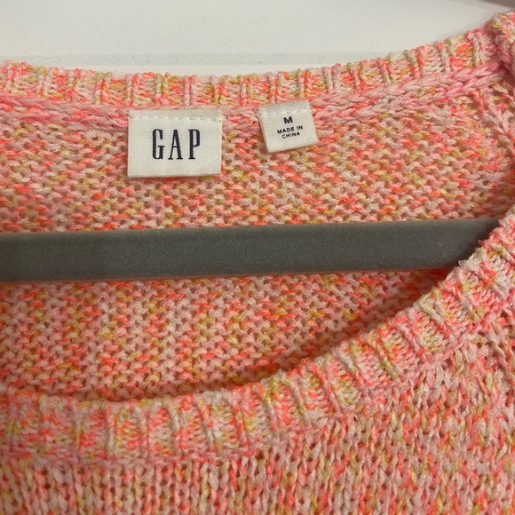GAP Women's Coral Knit Sweater - Picture 4 of 4